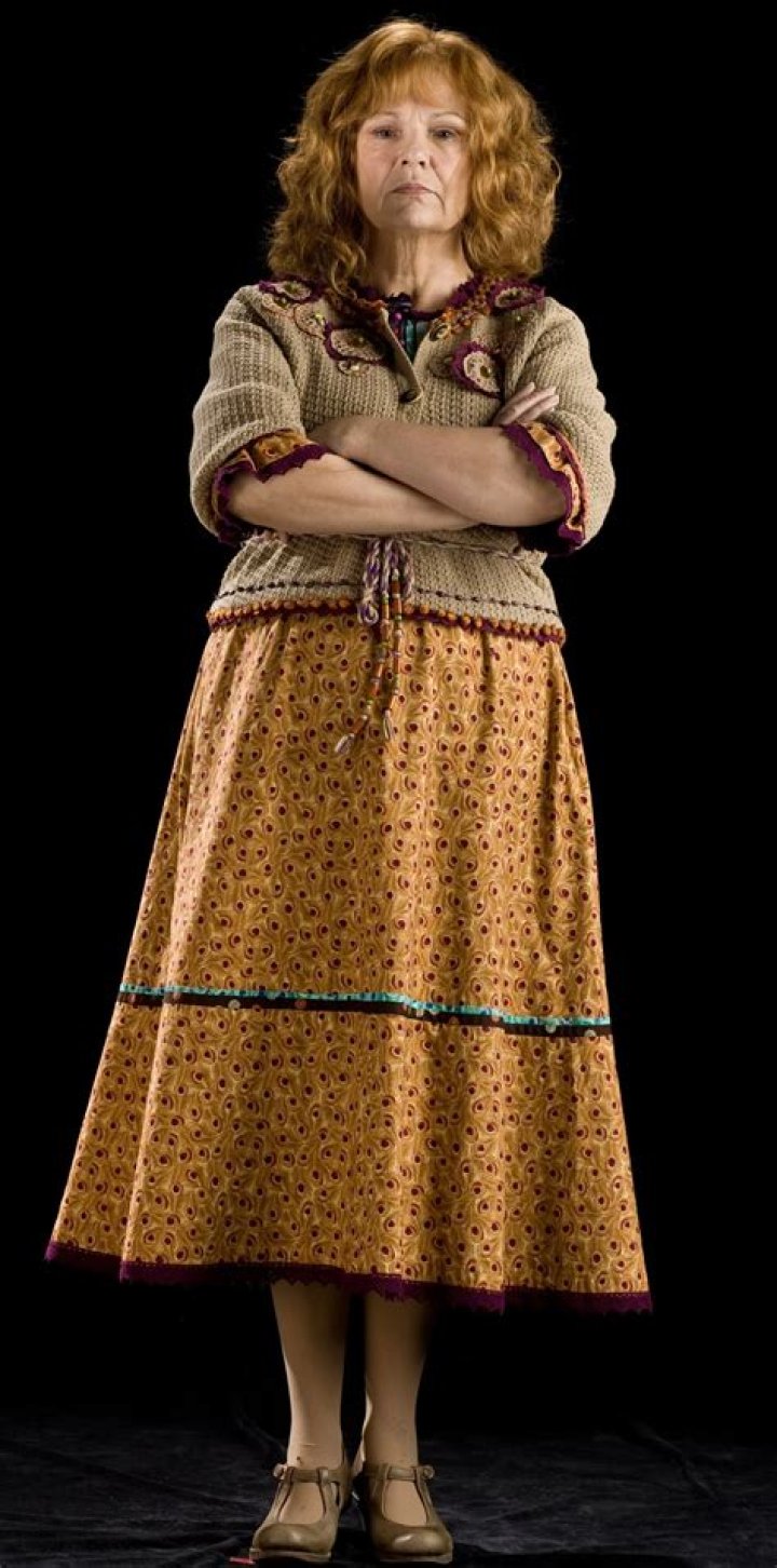 Image Molly Weasley (HBP promo) 1.jpg Harry Potter Wiki Fandom