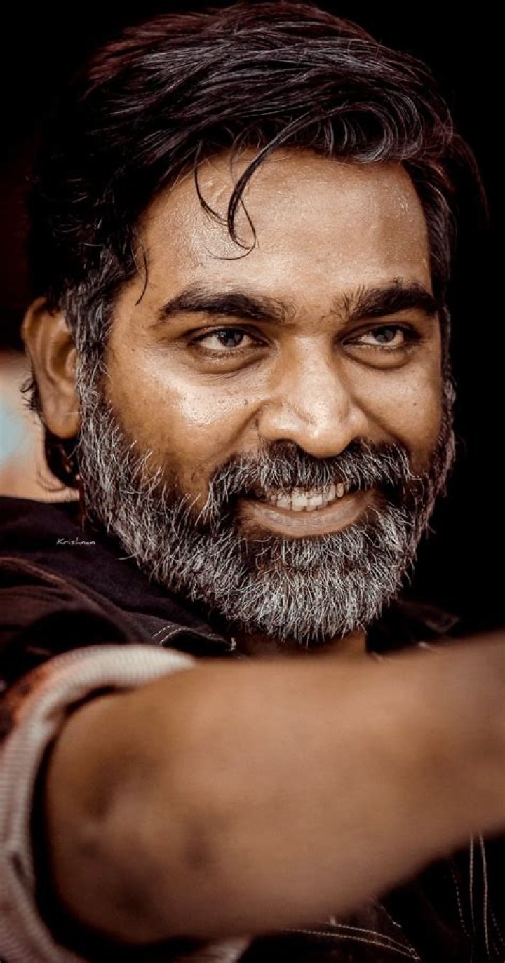 Vijay Sethupathi's latest adorable family moment melts fans hearts